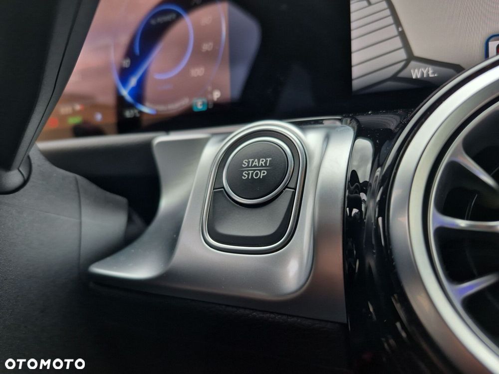 Mercedes-Benz EQB - 20