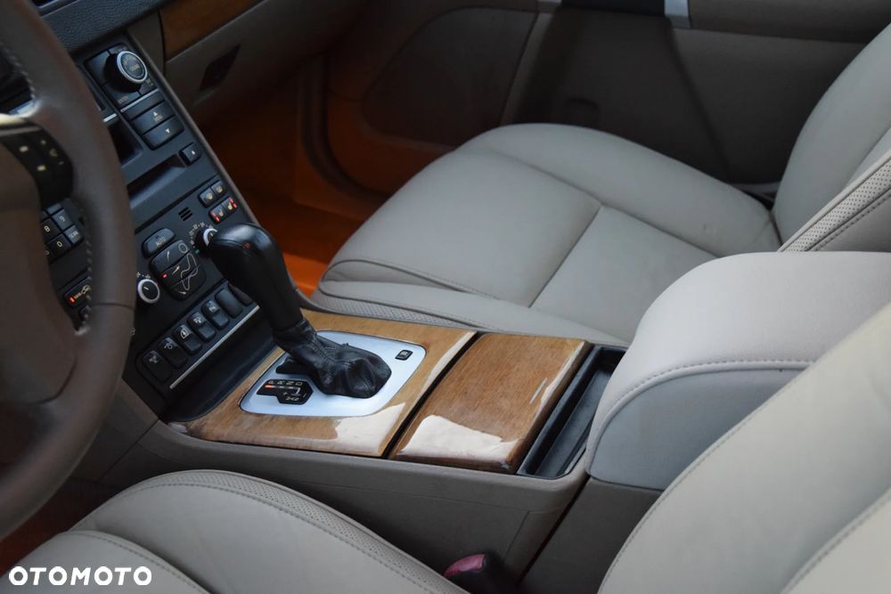 Volvo XC 90 3.2 AWD Summum - 25