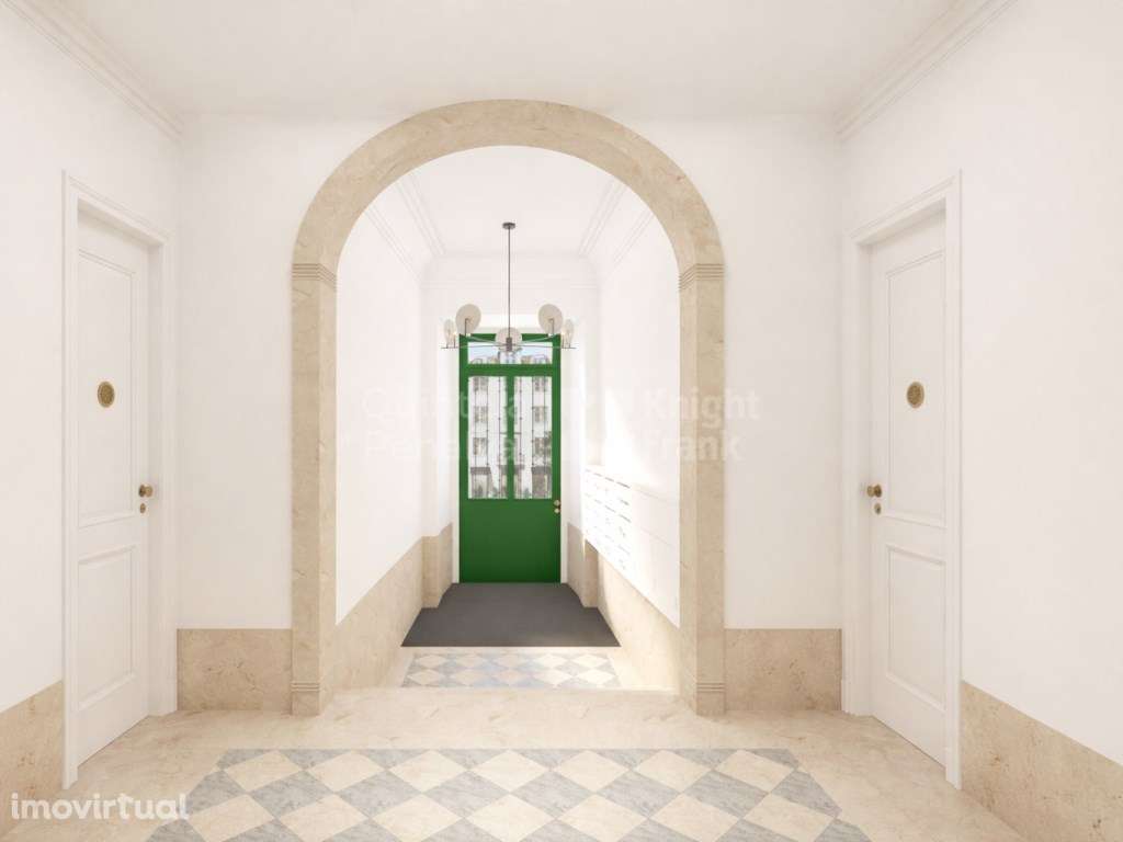 Prédio com projeto aprovado para reabilitação integral em Arroios - Grande imagem: 2/40