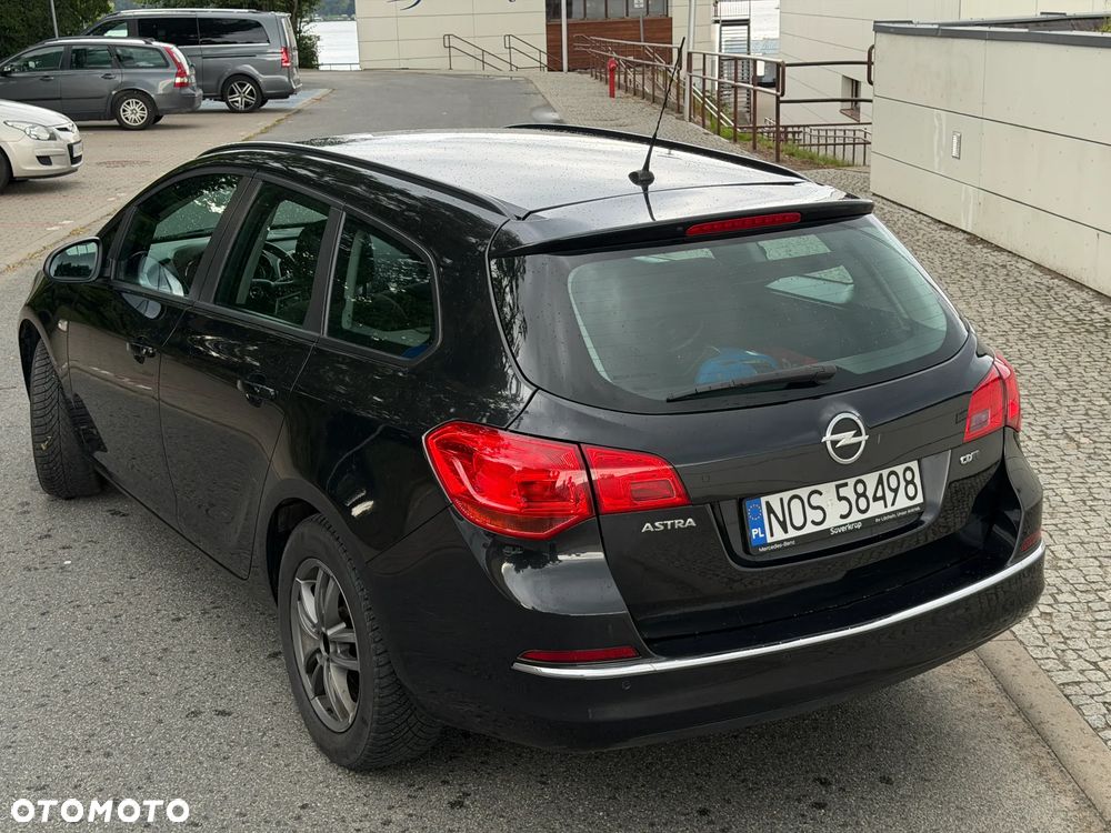 Opel Astra - 4