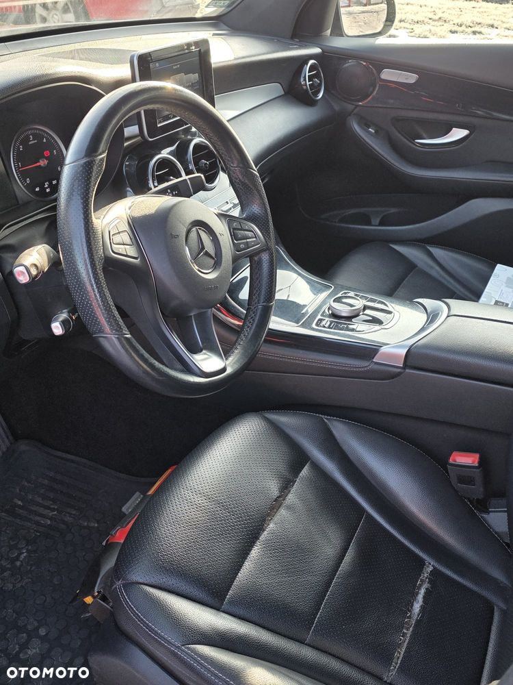 Mercedes-Benz GLC - 13