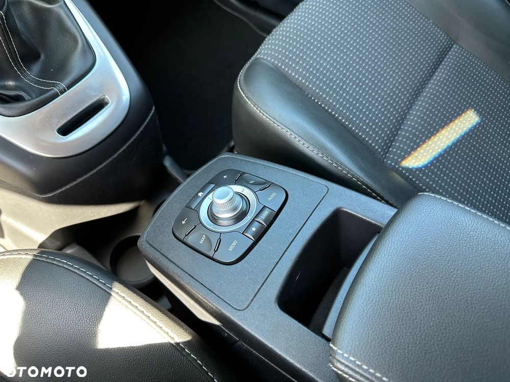 Renault Grand Scenic - 15