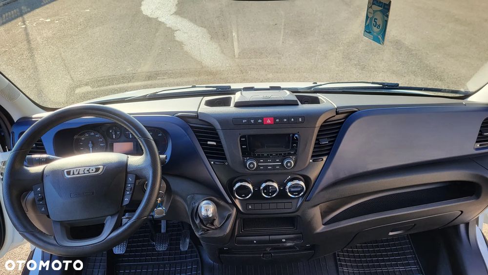 Iveco Daily 35S180 / doka / auto brygadowe / 6 osobowe / - 33