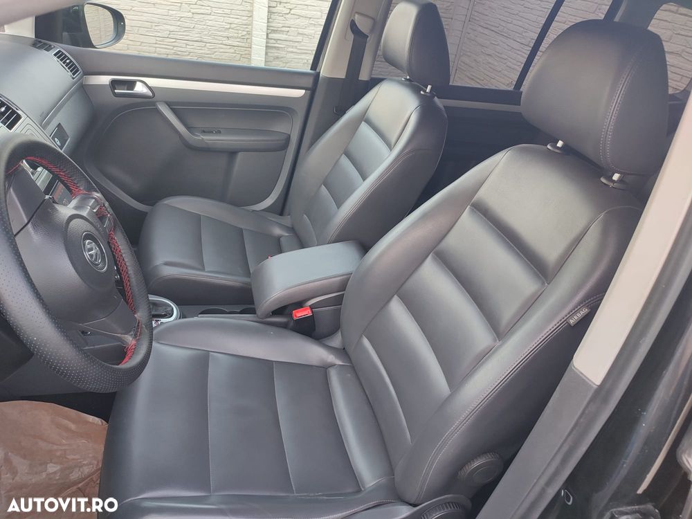 Volkswagen Touran - 7