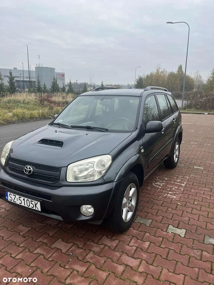 Toyota RAV4 2.0 D-4D 4x4 - 2