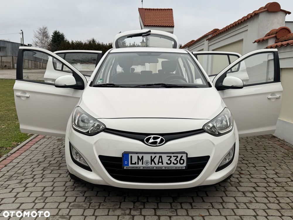 Hyundai i20 - 11