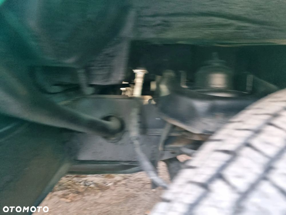 Volkswagen Transporter - 35