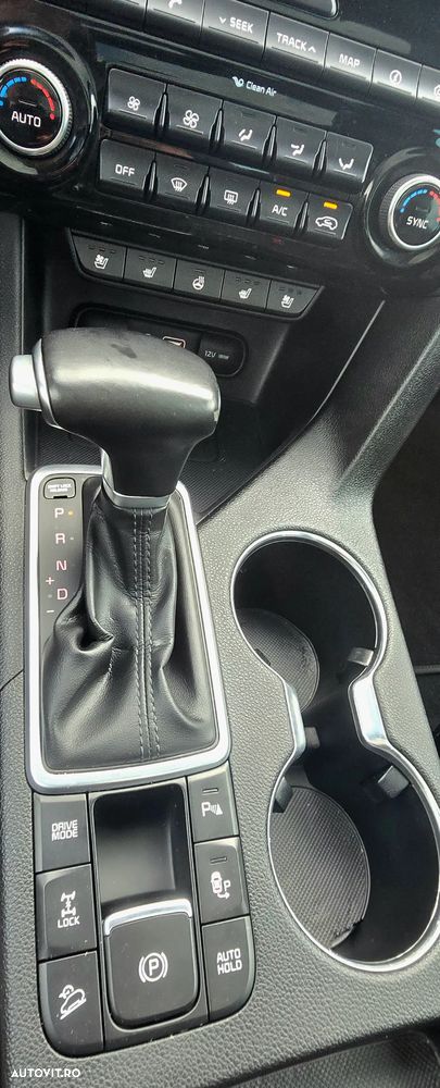 Kia Sportage 2,0 CRDI AWD Aut. Platinum - 39