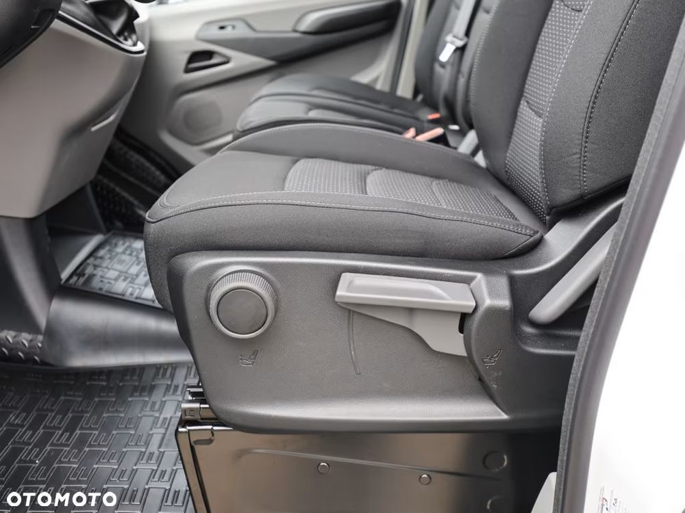 Maxus Deliver 9 L3H2 - 12