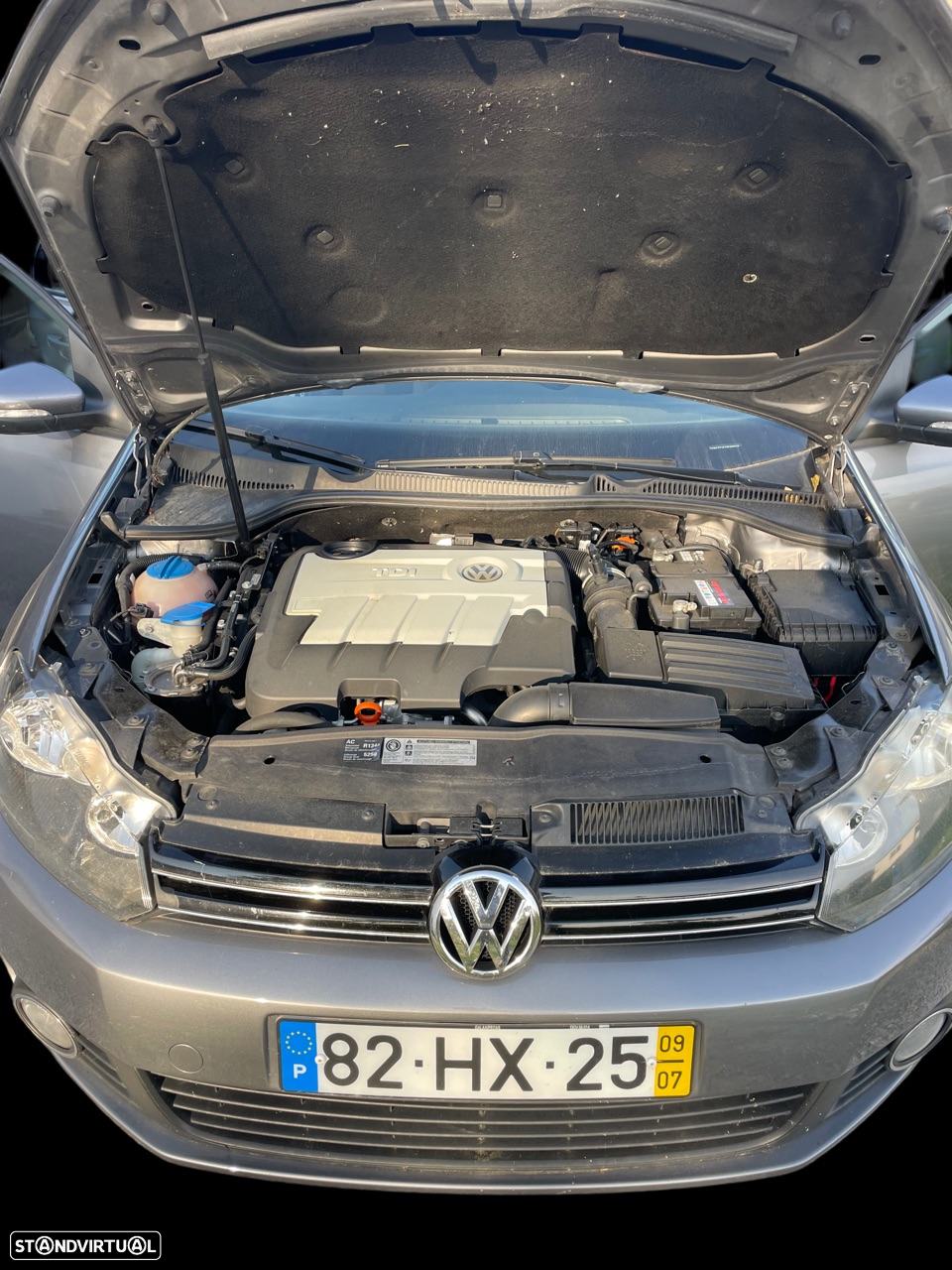 VW Golf 2.0 TDi Confortline - 8