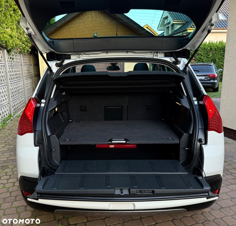 Peugeot 3008 HDi 150 Allure - 12