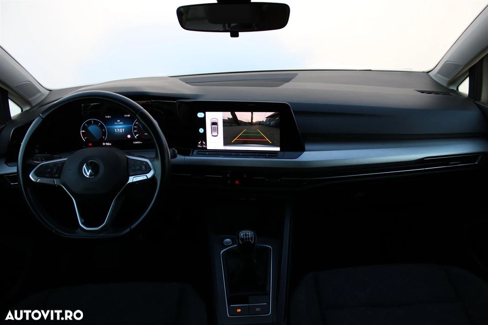 Volkswagen Golf - 13