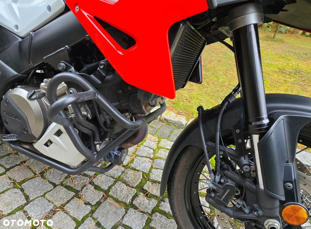 Suzuki V-STROM - 26