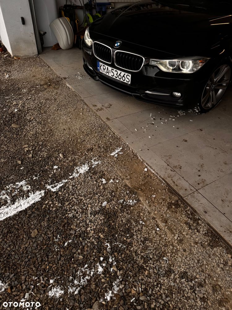 BMW Seria 3 - 12