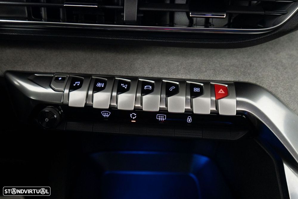 Peugeot 3008 1.6 Hybrid4 GT e-EAT8 - 27