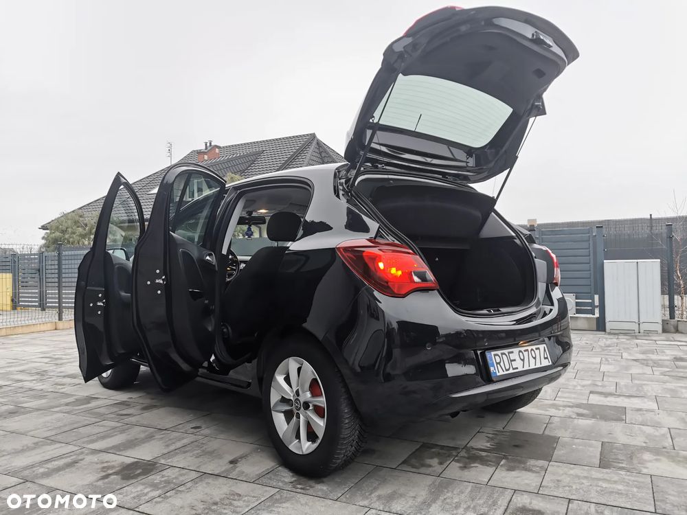 Opel Corsa 1.4 16V Color Edition - 4