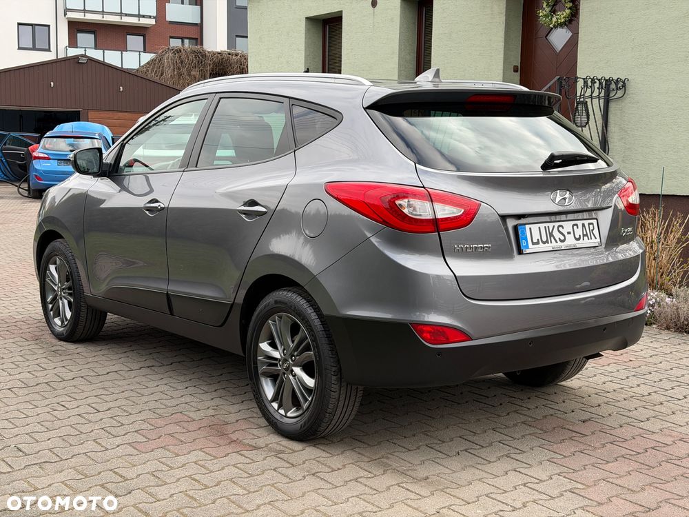 Hyundai ix35 blue 1.6 2WD Finale Gold - 3