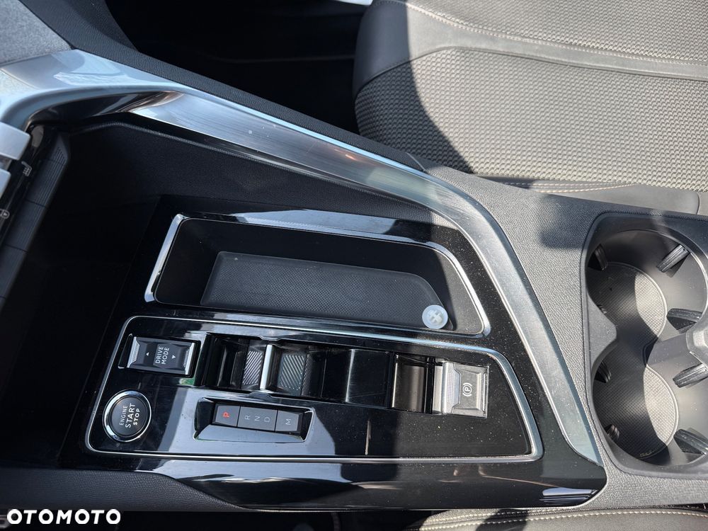 Peugeot 5008 BlueHDi 130 EAT8 GT - 22