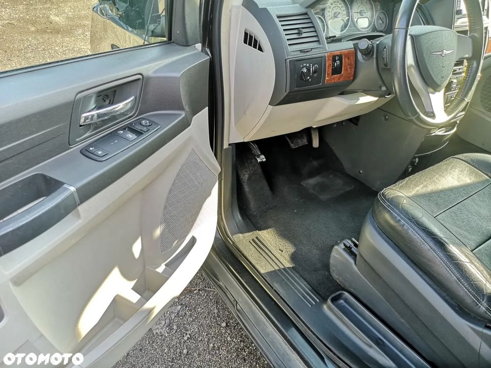 Chrysler Grand Voyager 2.8 CRD Automatik Touring - 27