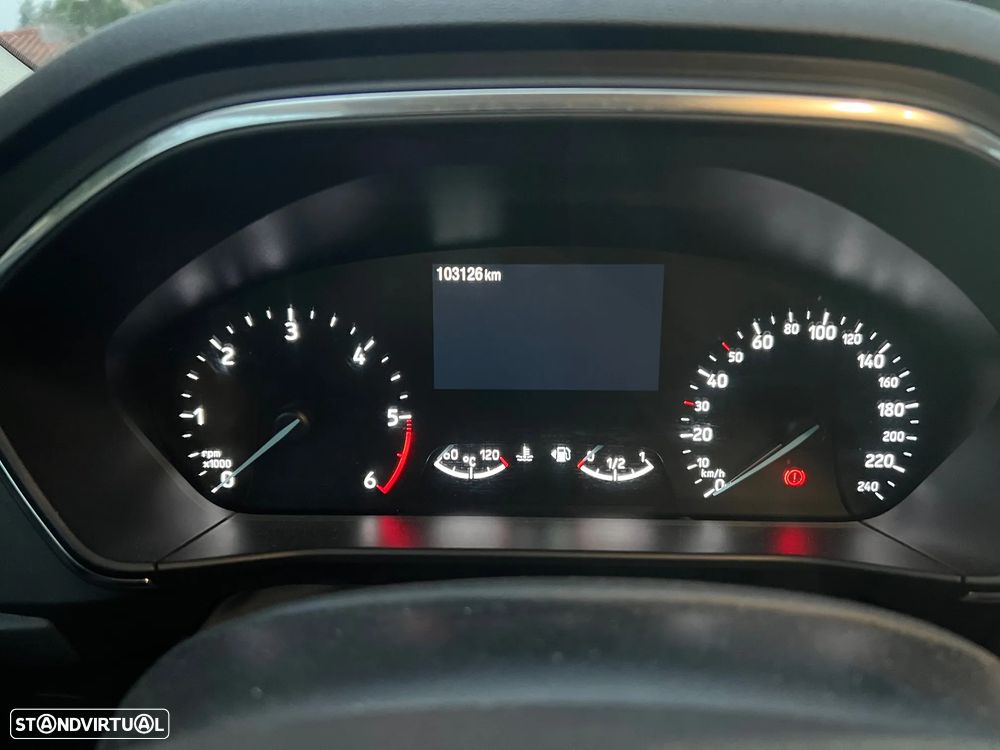 Ford Focus 1.5 TDCi ECOBlue Titanium - 4