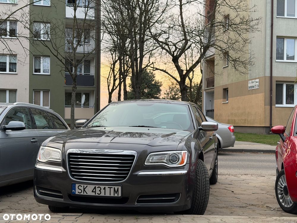 Chrysler 300C 3.5 V6 AWD - 1