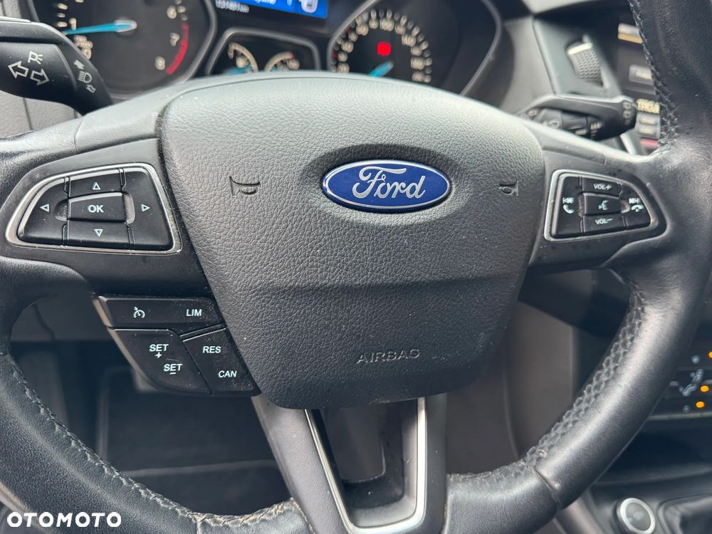 Ford Focus 1.0 EcoBoost Active Business - 14