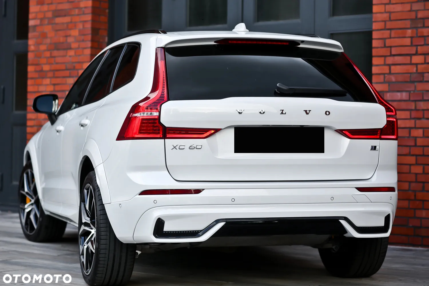 Volvo XC 60 T8 Plug-In Hybrid AWD Polestar Engineered - 11