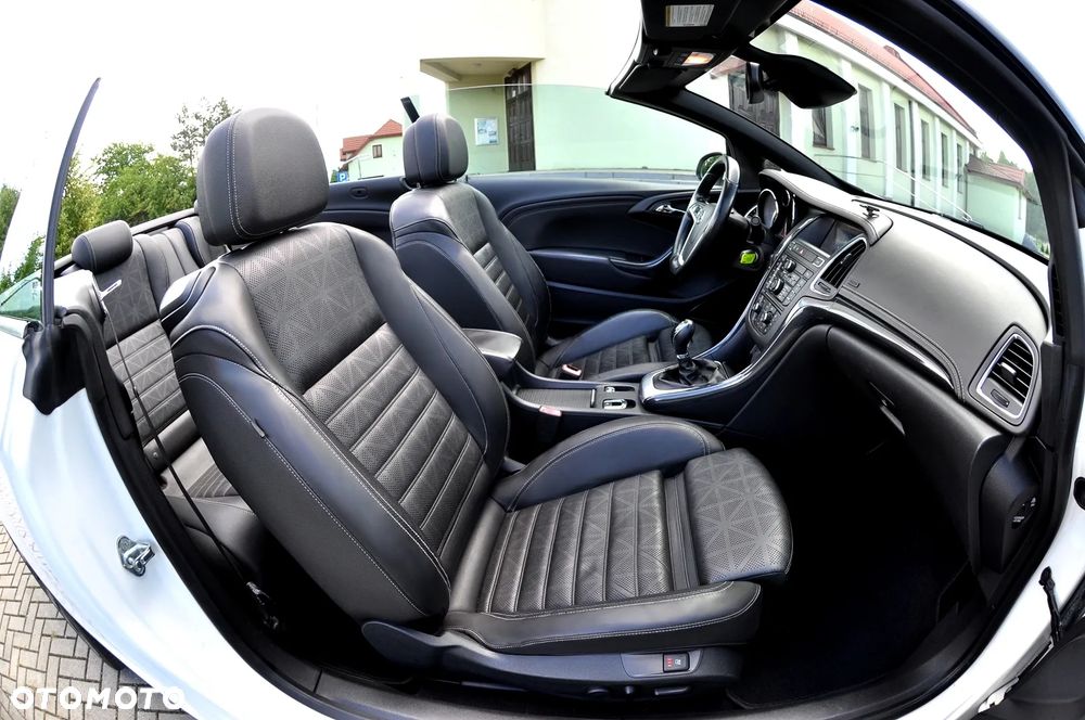 Opel Cascada 2.0 CDTI Cosmo S&S - 22