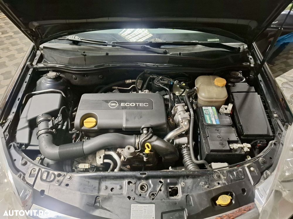 Opel Astra 1.7 CDTI Essentia - 12