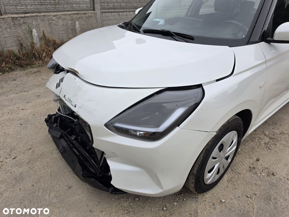 Suzuki Swift 1.2 Dualjet Hybrid MT Club - 20