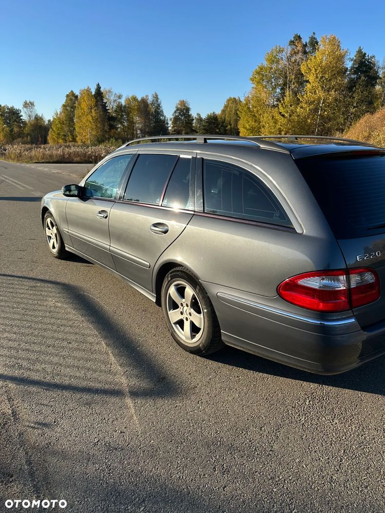 Mercedes-Benz Klasa E 220 T CDI Automatik Avantgarde - 4