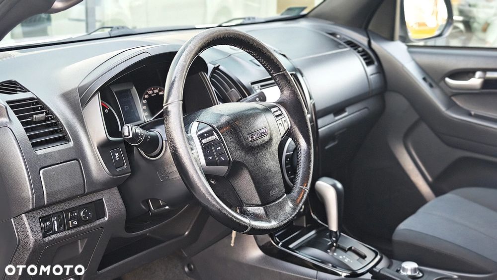 Isuzu D-Max 2.5 DC LSX Generation - 19