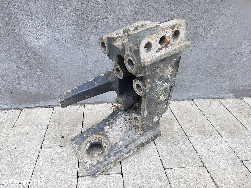 WSPORNIK MOCOWANIE ŁAPA AMORTYZATORA ZAWIESZENIA KABINY DAF 75 CF 1450325 - 1