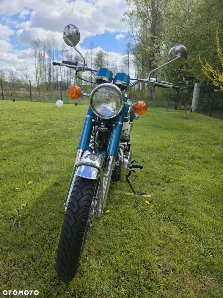 Honda CB - 16