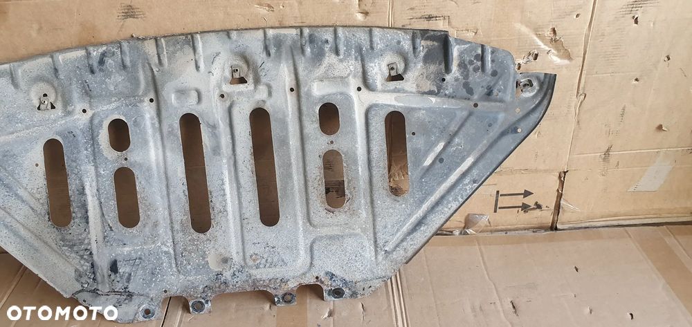Osłona płyta pod silnik BMW X1 E84 Lift 2.0D - 5