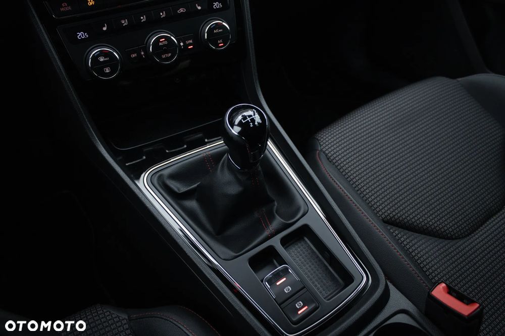 Seat Leon 1.5 EcoTSI Evo FR S&S - 32