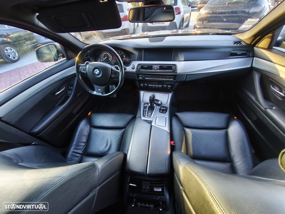 BMW M550d xDrive Auto - 32