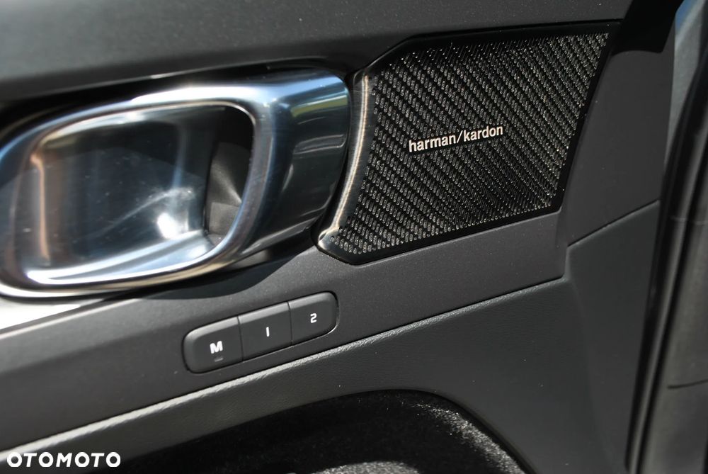 Volvo XC 40 B5 B AWD Geartronic Inscription - 11