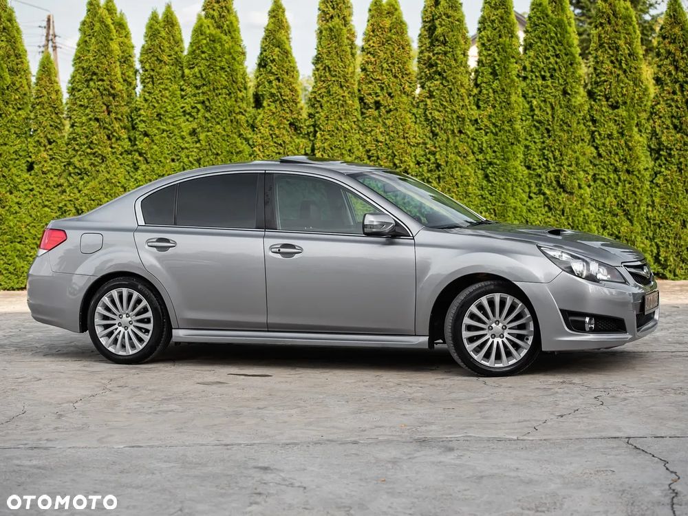Subaru Legacy 2.5i GT - 3