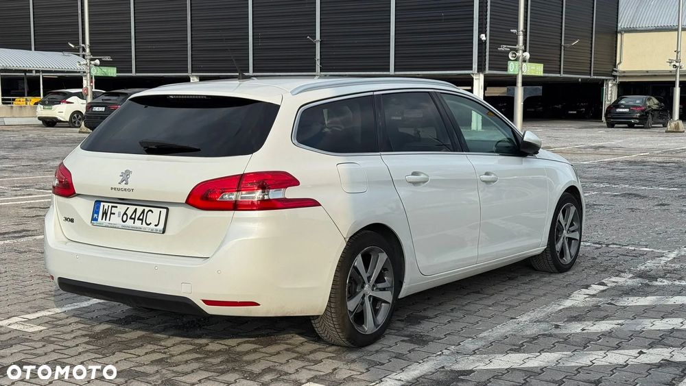 Peugeot 308 BlueHDi 130 EAT8 Stop & Start Tech Edition - 12