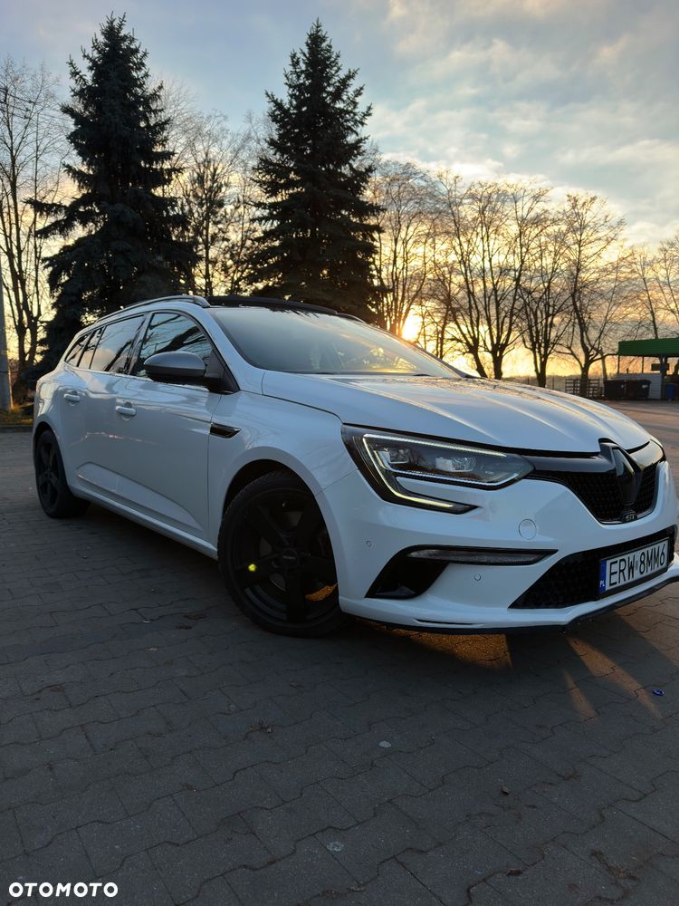 Renault Megane ENERGY TCe 205 EDC GT - 2