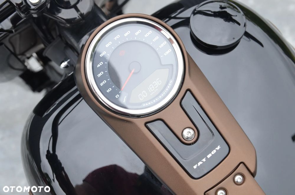 Harley-Davidson Softail Fat Boy - 30