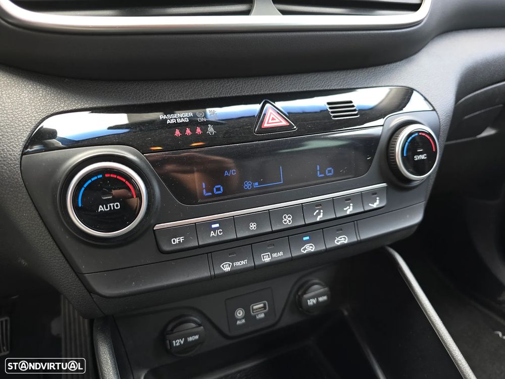 Hyundai Tucson 1.6 CRDi Premium+Pack Pele - 19