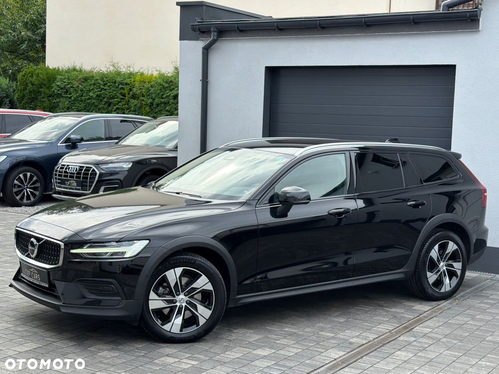 Volvo V60 Cross Country B4 D AWD Geartronic Pro - 21