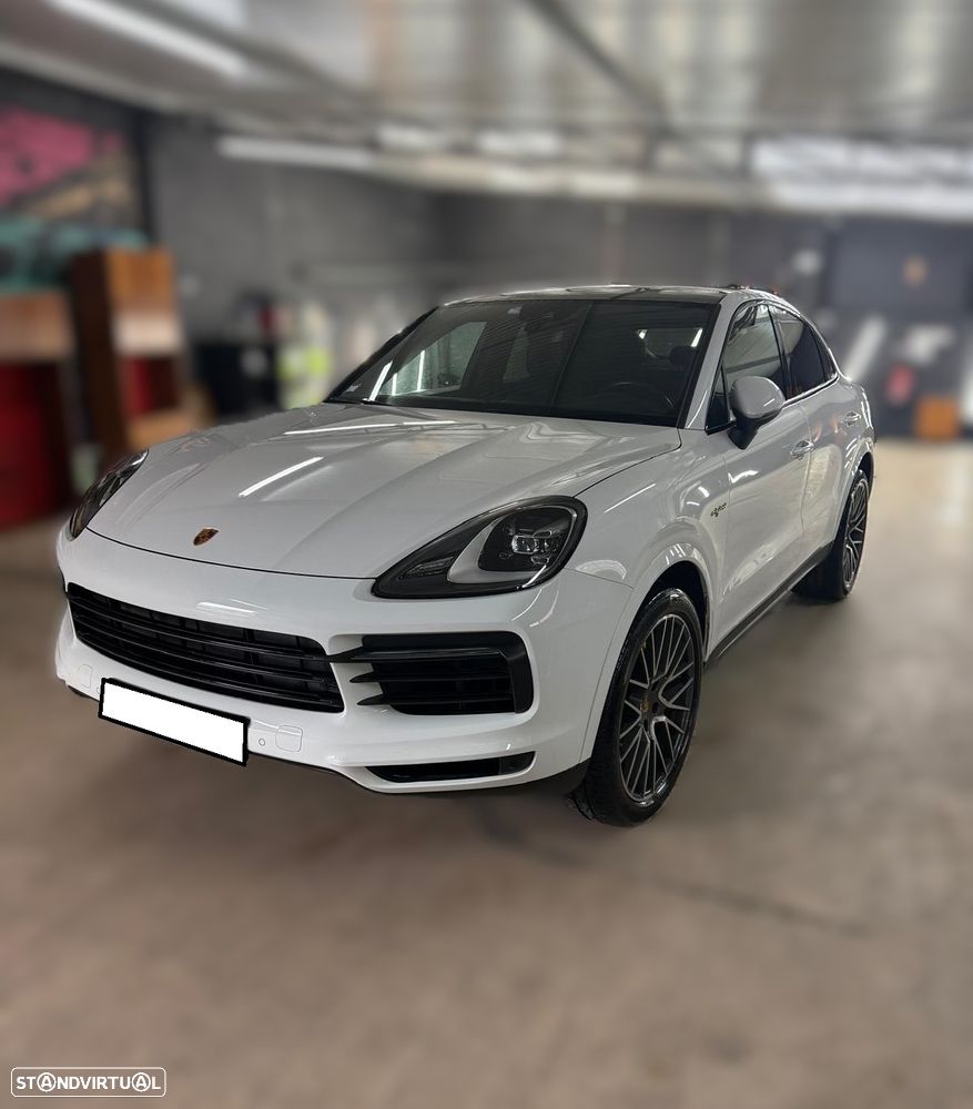 Porsche Cayenne E-Hybrid - 2
