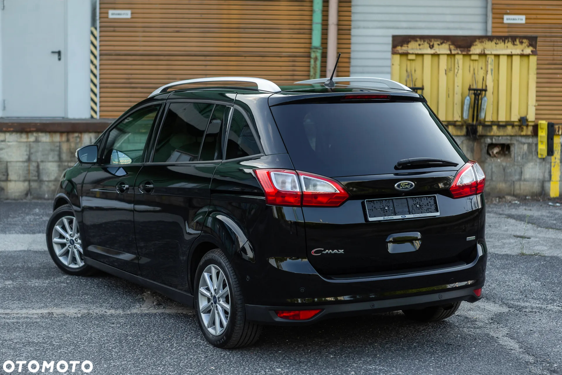 Ford Grand C-MAX - 16