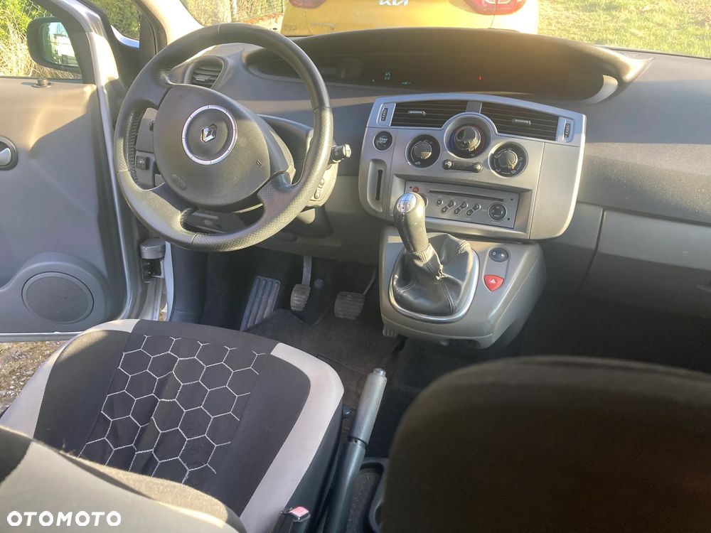 Renault Scenic - 9