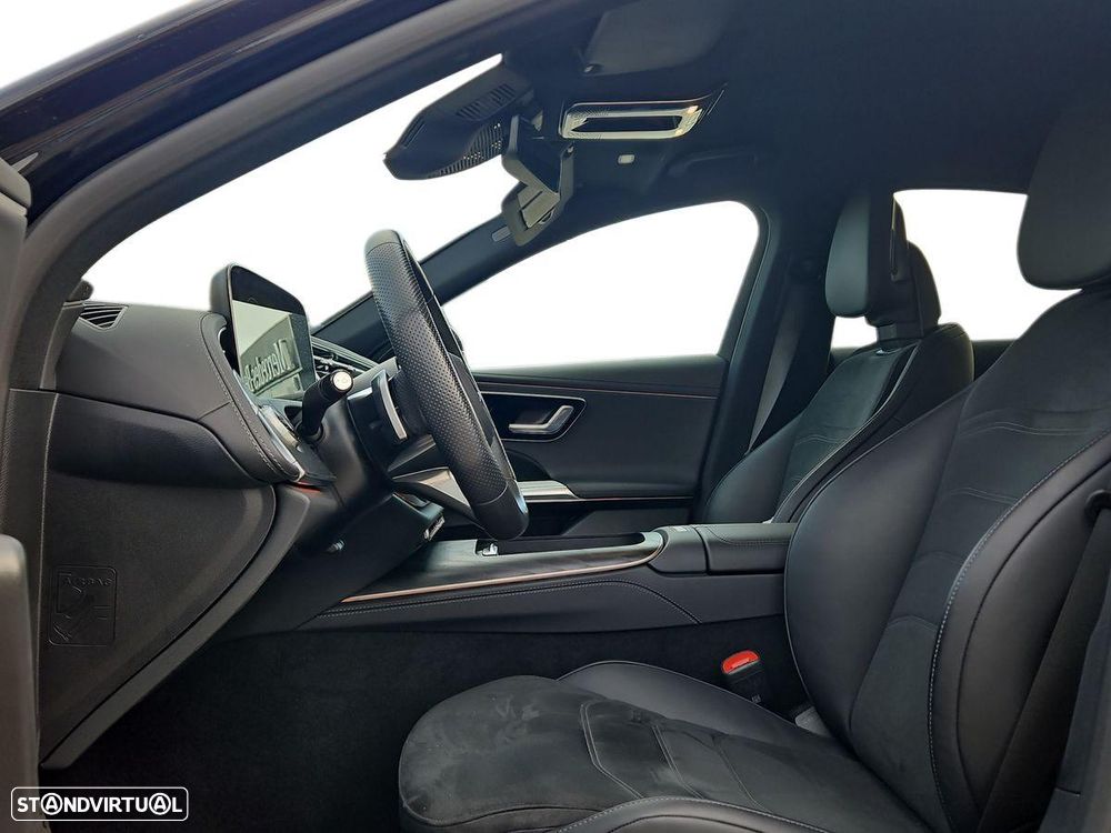 Mercedes-Benz E 220 d AMG Line - 12
