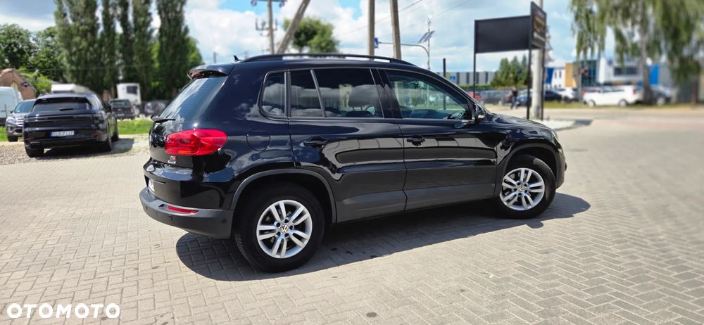 Volkswagen Tiguan - 16