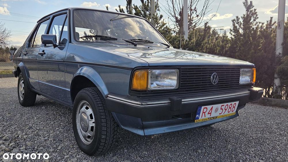 Volkswagen Jetta - 9